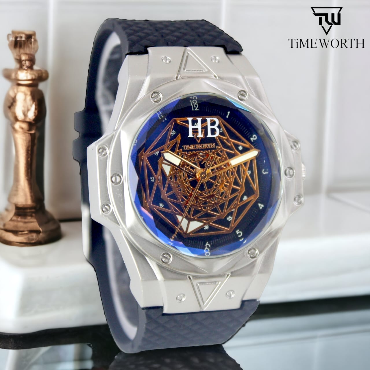 Timeworth Stylish Round Dial Watch